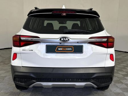 2020-Kia-Seltos-16-EX_17