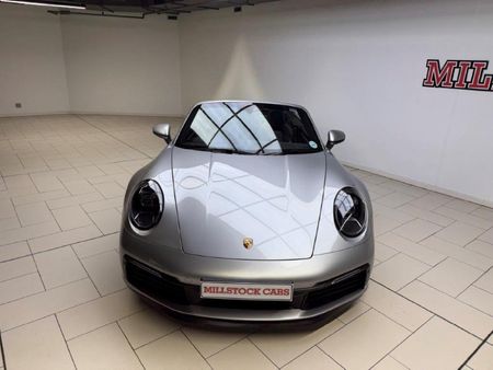 2020-Porsche-911-Carrera-4S-Cabriolet_6
