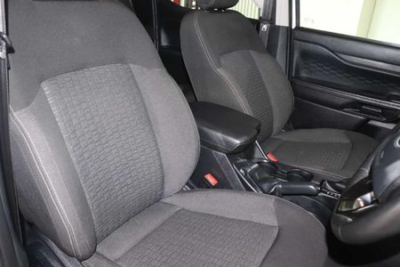 2025-Ford-Ranger-20D-XLT-HR-Double-Cab-Auto_10