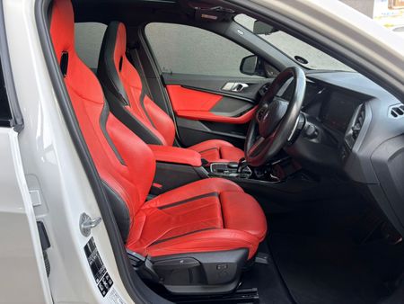 2021-BMW-1-Series-M135i-xDrive_12