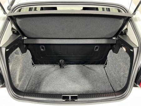2025-Volkswagen-Polo-Vivo-14-Life_13