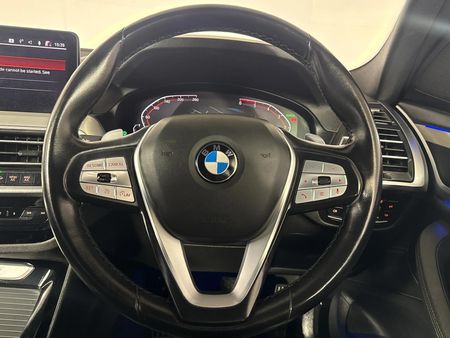 2022-BMW-X3-xDrive20d_11