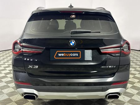 2022-BMW-X3-xDrive20d_17