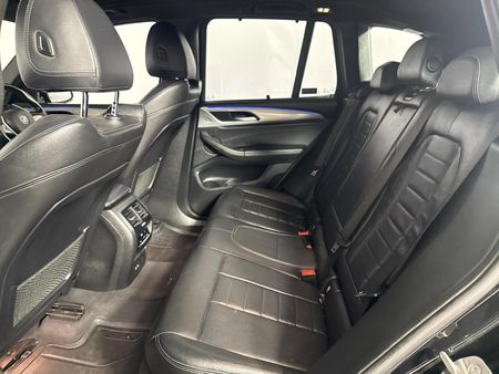 2022-BMW-X3-xDrive20d_3