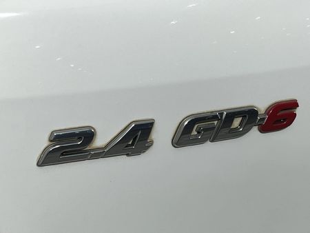 2023-Toyota-Fortuner-24-GD-6-RB-Auto_8
