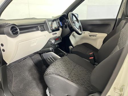 2023-Suzuki-Ignis-12-GLX-Auto_8