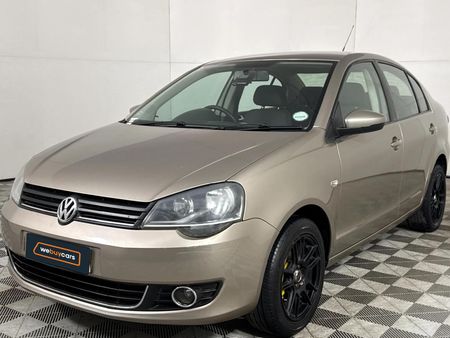 2016-Volkswagen-Polo-Vivo-GP-16-Comfortline_0