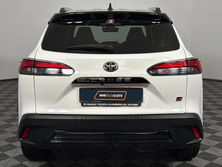 2023-Toyota-Corolla-Cross-18-GR-S_18