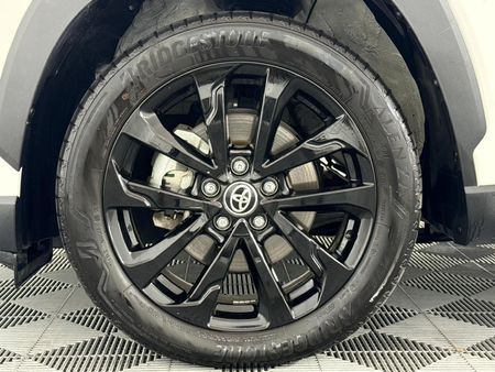 2023-Toyota-Corolla-Cross-18-GR-S_4