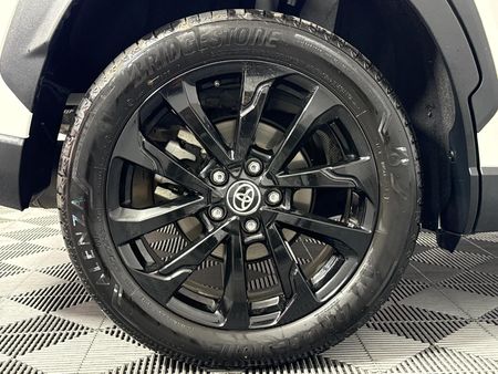 2023-Toyota-Corolla-Cross-18-GR-S_7