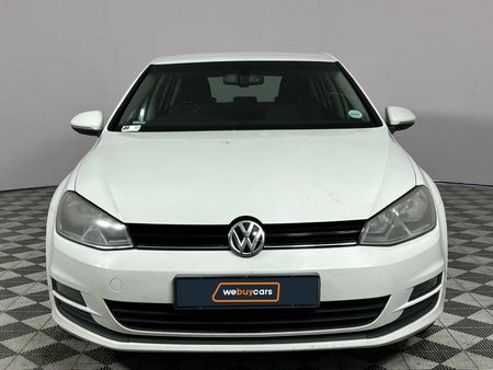 2014-Volkswagen-Golf-VII-14-TSI-Comfortline_15