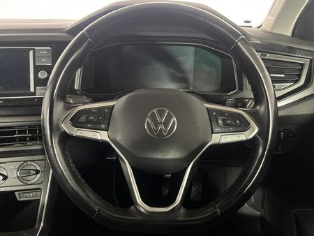 2022-Volkswagen-Polo-10-TSI-Life_12