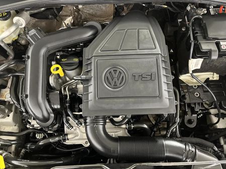 2022-Volkswagen-Polo-10-TSI-Life_13