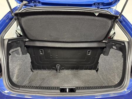 2024-Volkswagen-Polo-Vivo-16-Life_11