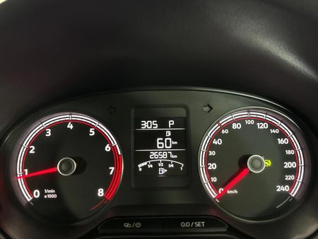 2024-Volkswagen-Polo-Vivo-16-Life_2