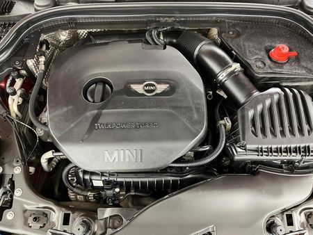2015-MINI-Hatch-One-12T-5-dr_13