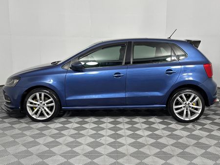 2015-Volkswagen-Polo-12-TSI-Highline-81kW_19