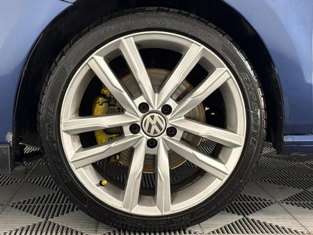 2015-Volkswagen-Polo-12-TSI-Highline-81kW_4