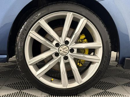 2015-Volkswagen-Polo-12-TSI-Highline-81kW_5
