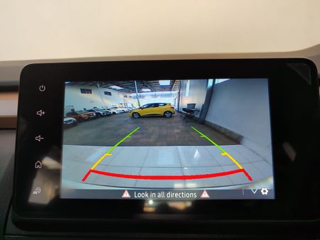 2023-Renault-Kiger-10-Energy-Zen-Auto_12