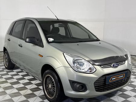 2015-Ford-Figo-14-TDCi-Ambiente_15