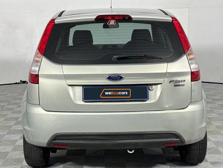 2015-Ford-Figo-14-TDCi-Ambiente_17