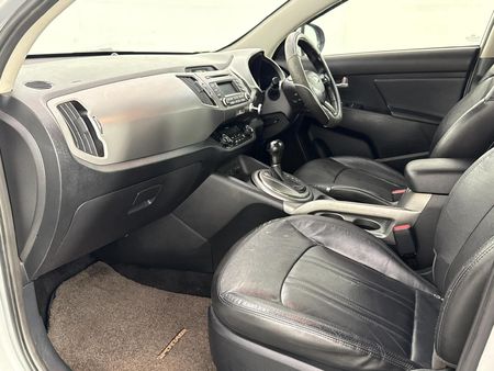 2015-Kia-Sportage-20-CRDi-Auto_8