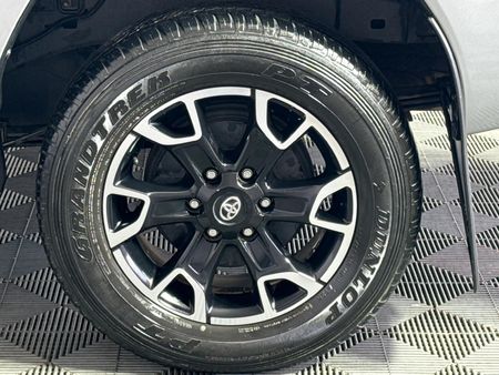 2019-Toyota-Hilux-28-GD-6-Raised-Body-Raider-Double-Cab_6