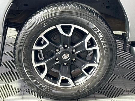 2019-Toyota-Hilux-28-GD-6-Raised-Body-Raider-Double-Cab_7