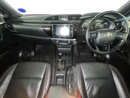 2019-Toyota-Hilux-28-GD-6-Raised-Body-Auto-Raider-Double-Cab_1