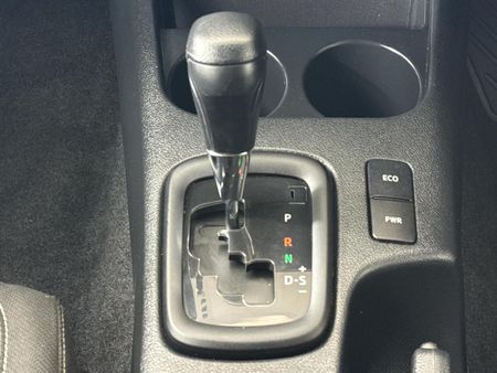2024-Toyota-Hilux-24GD-6-4x4-Raider-X-Auto-Double-Cab_10