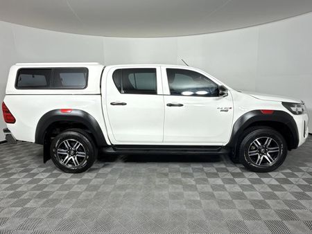 2024-Toyota-Hilux-24GD-6-4x4-Raider-X-Auto-Double-Cab_18