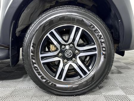 2024-Toyota-Hilux-24GD-6-4x4-Raider-X-Auto-Double-Cab_5