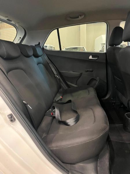 2020-Hyundai-Grand-i10-10-Motion_11