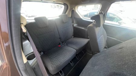 2025-Toyota-Rumion-15-TX_15