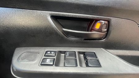 2025-Toyota-Rumion-15-TX_16