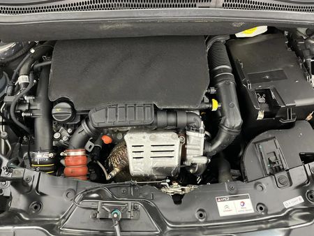 2024-Citroen-C3-Aircross-12T-PureTech-Feel-Auto_9