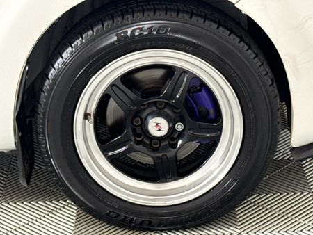 2013-Peugeot-107-Urban_4