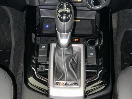 2024-Isuzu-D-Max-30-TD-AT35-4x4-Auto-Double-Cab_10