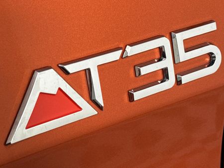 2024-Isuzu-D-Max-30-TD-AT35-4x4-Auto-Double-Cab_11