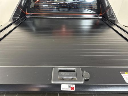 2024-Isuzu-D-Max-30-TD-AT35-4x4-Auto-Double-Cab_15