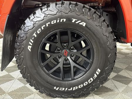 2024-Isuzu-D-Max-30-TD-AT35-4x4-Auto-Double-Cab_7