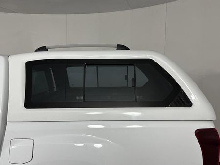 2021-Isuzu-D-Max-300-LX-Double-Cab_11