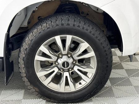 2021-Isuzu-D-Max-300-LX-Double-Cab_4