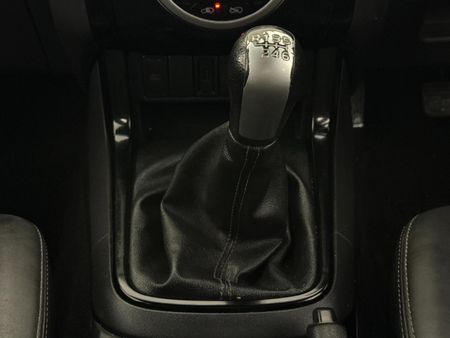 2021-Isuzu-D-Max-300-LX-Double-Cab_7