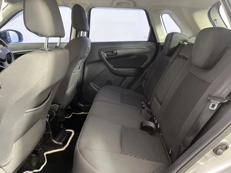 2021-Toyota-Urban-Cruiser-15-Xs_3