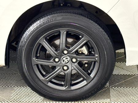 2021-Toyota-Agya-10-Auto_5