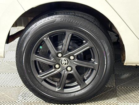2021-Toyota-Agya-10-Auto_7