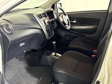 2021-Toyota-Agya-10-Auto_8