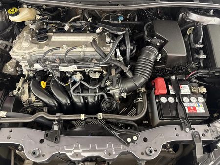 2024-Toyota-Corolla-Quest-18-Plus_11